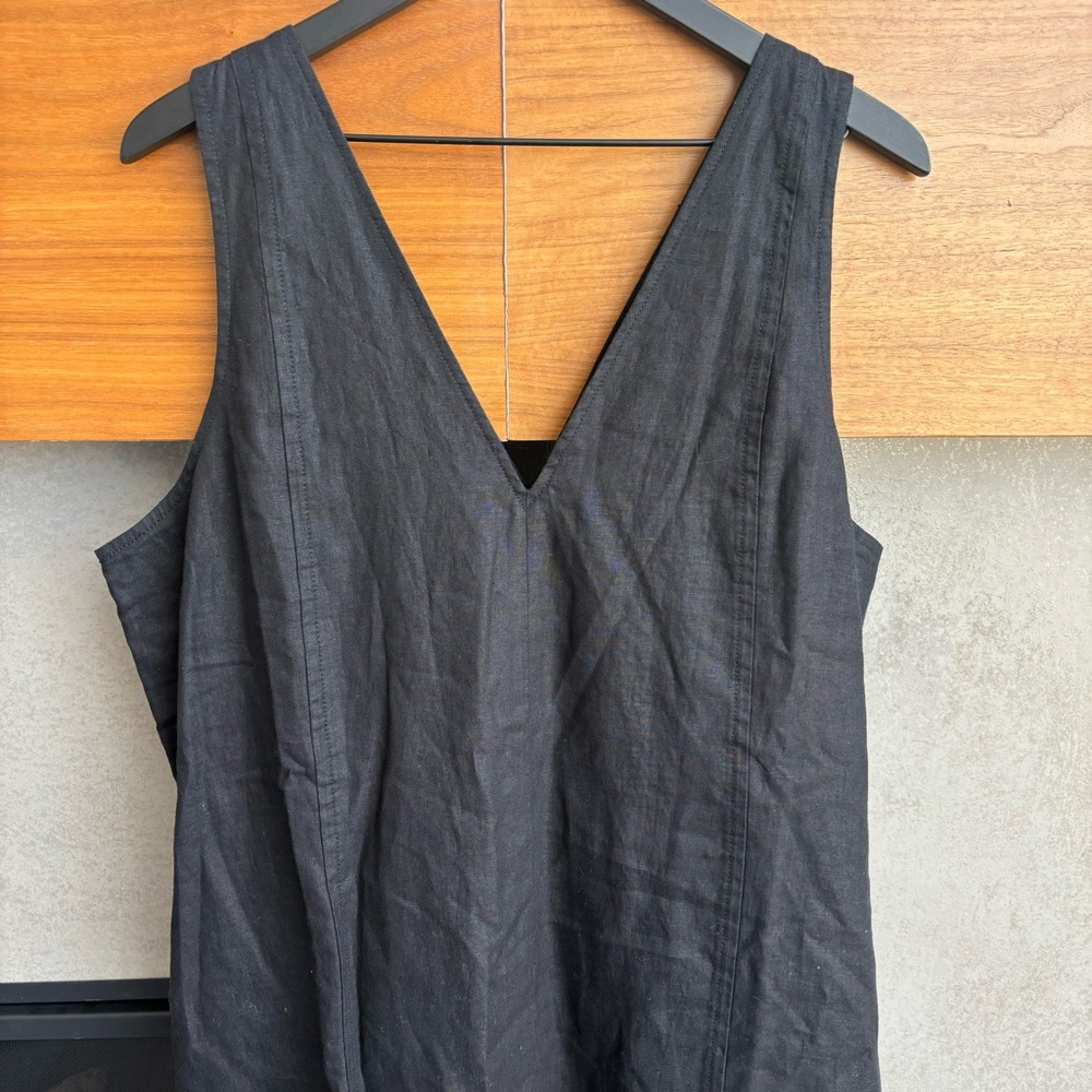 NWT Everlane The Linen V-Neck Midi Black Dress, Size 14 - Picture 9 of 16